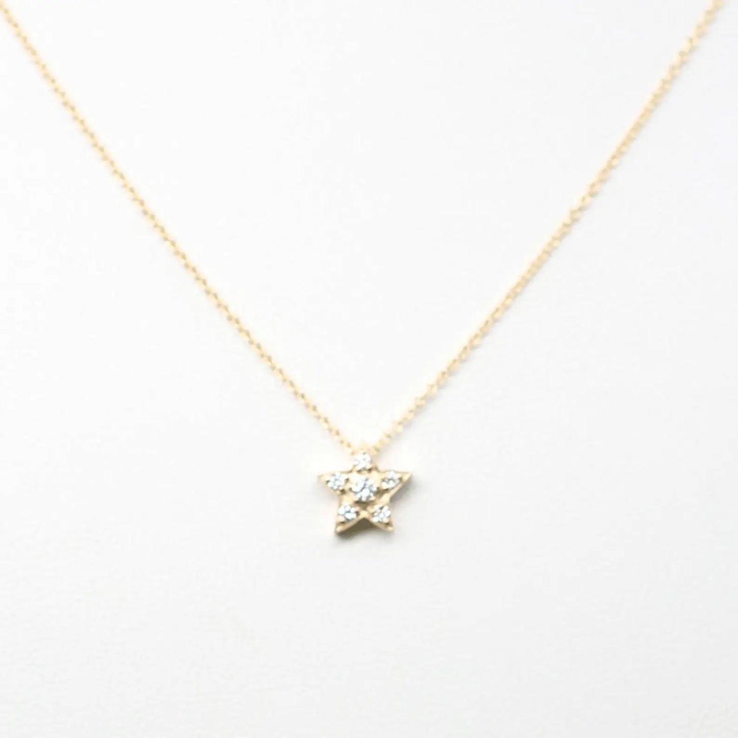 14K 0.11CT DIAMOND STAR NECKLACE