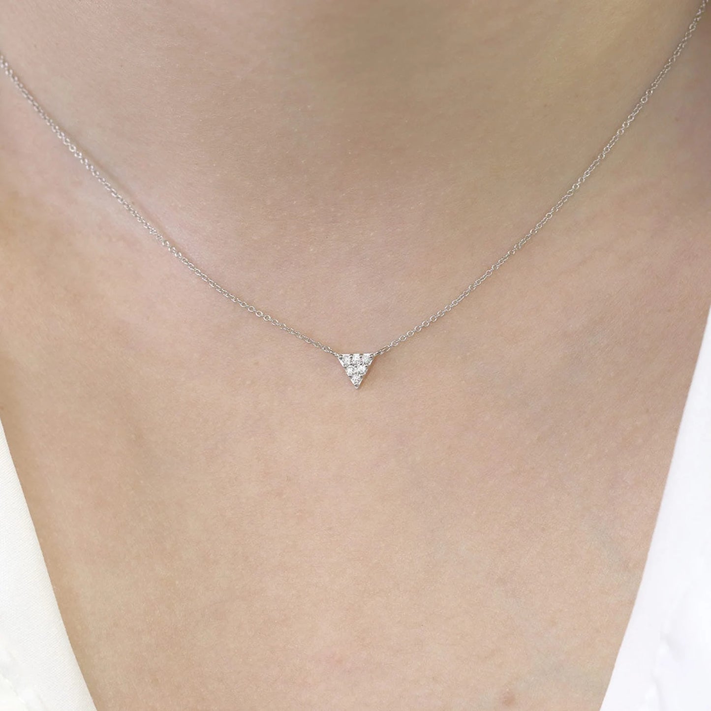 14K DIAMOND TINY TRIANGLE NECKLACE