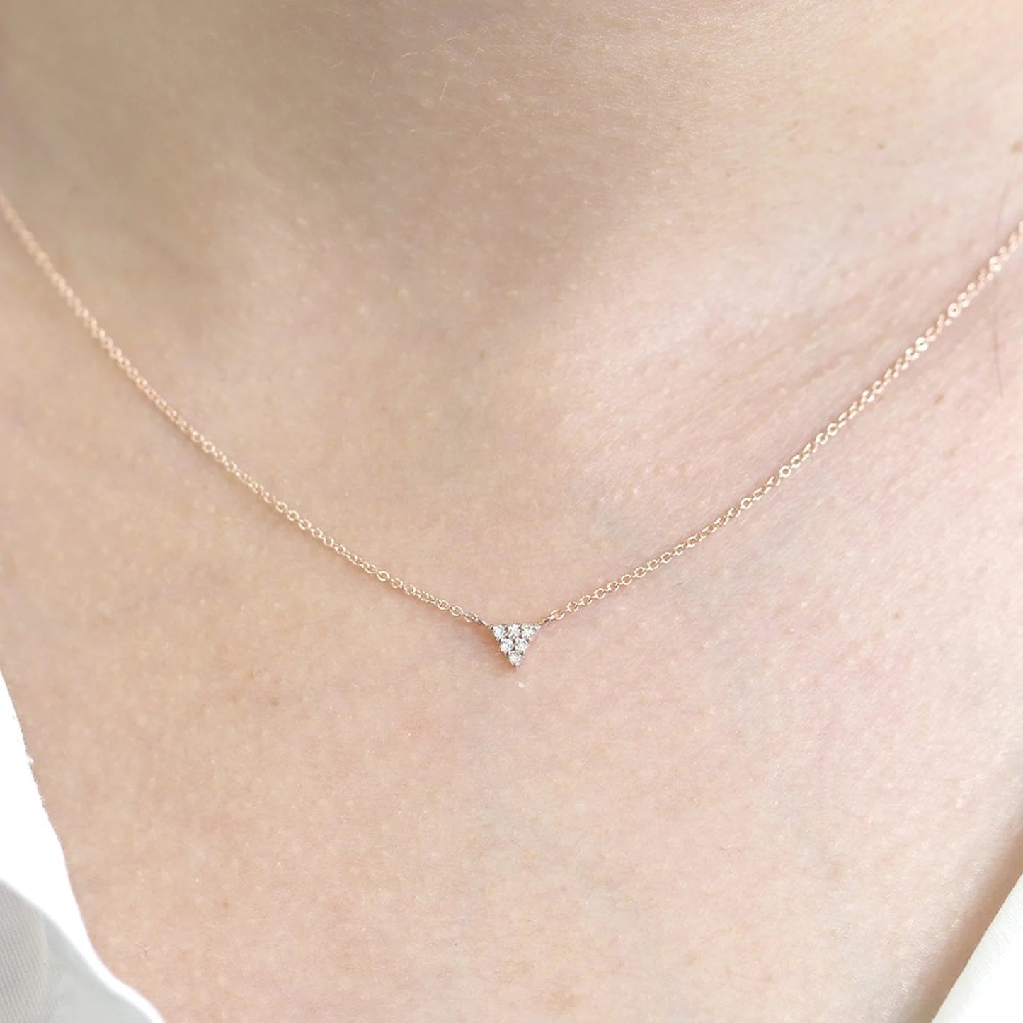 14K DIAMOND TINY TRIANGLE NECKLACE