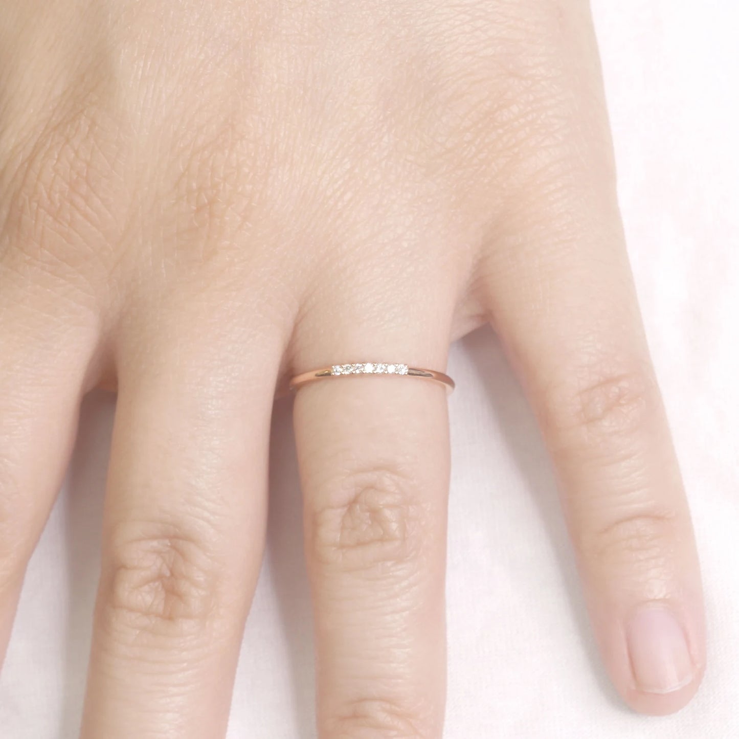 14K 7 DIAMOND 1.2MM BAND