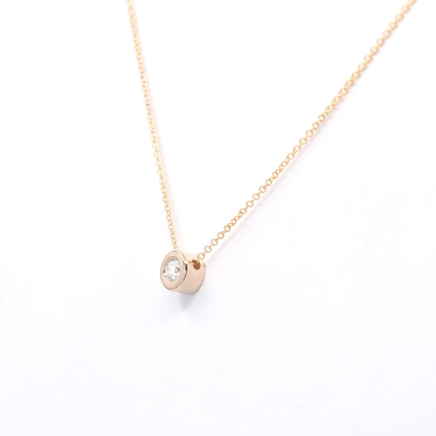 14K 0.10CT DIAMOND BEZEL NECKLACE