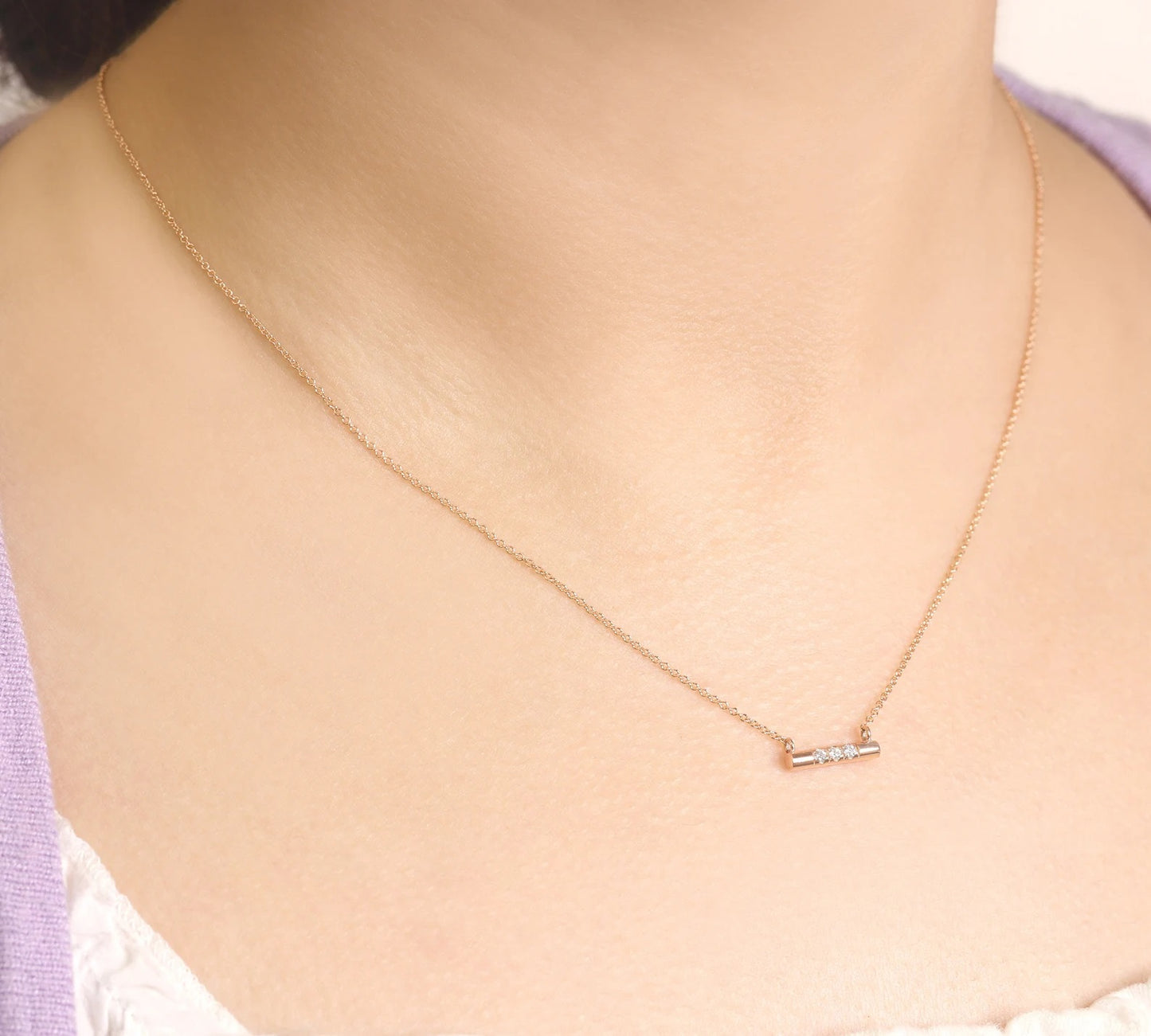 14K SOLID GOLD CIRCLE BAR DIAMOND NECKLACE