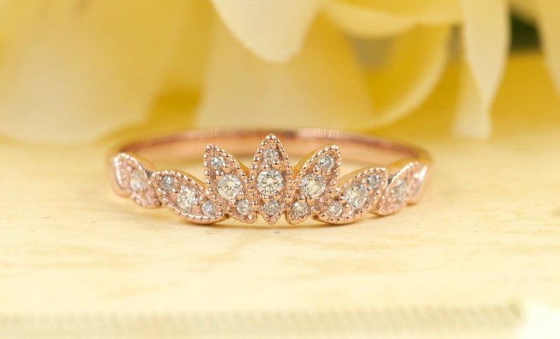 14K DIAMOND MARQUISE MILGRAIN CROWN BAND