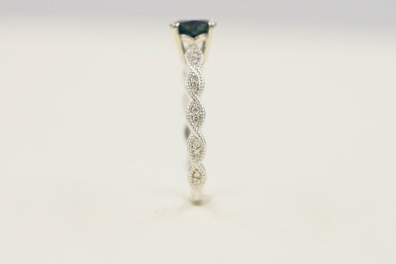 14K SAPPHIRE DIAMOND ART DECO RING