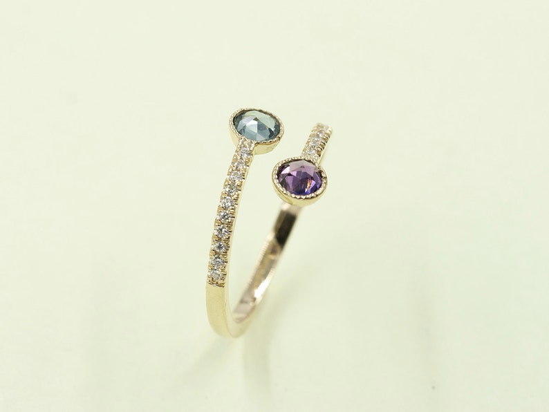 14K GREEN PURPLE SAPPHIRE DIAMOND BAND