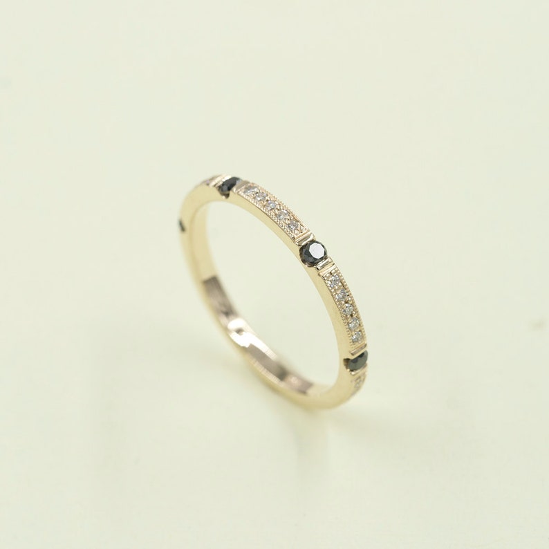 14K BLACK DIAMOND MINI BAR ART DECO BAND