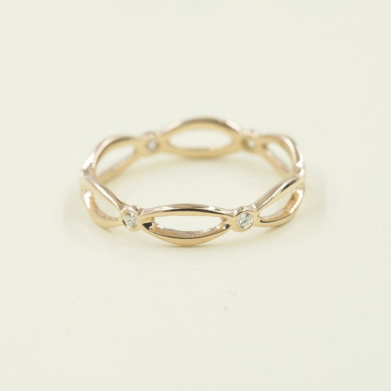 14K DIAMOND INFINITY BAND