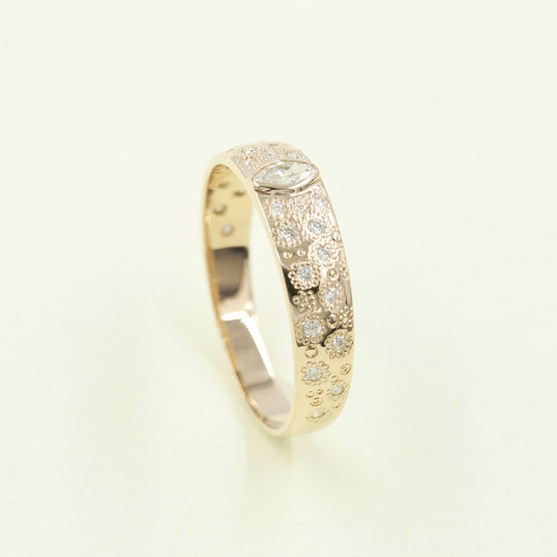 14K MARQUISE DIAMOND STARDUST BAND