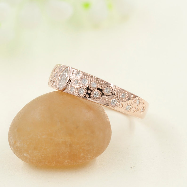 14K MARQUISE DIAMOND STARDUST BAND