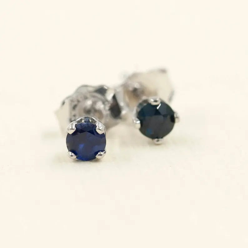 14K SAPPHIRE STUD EARRING