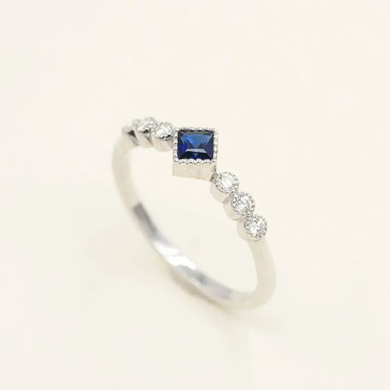 14K PRINCESS SAPPHIRE DIAMOND RING