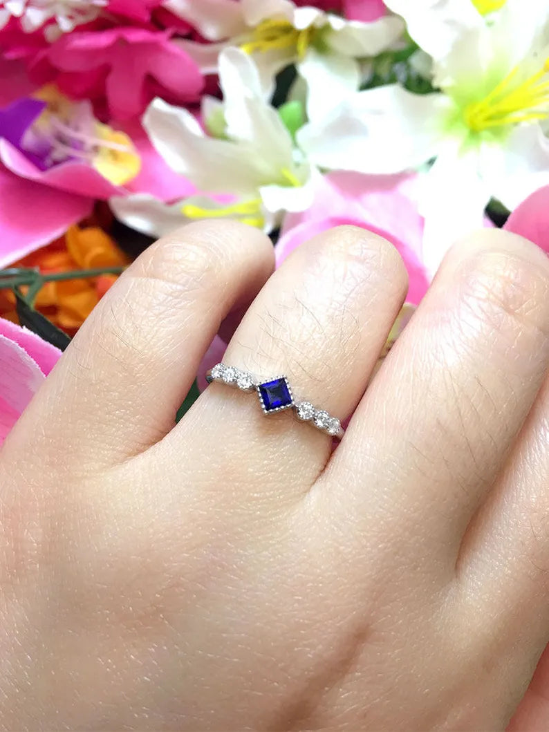 14K PRINCESS SAPPHIRE DIAMOND RING