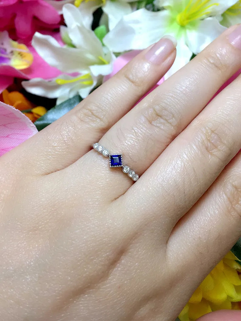 14K PRINCESS SAPPHIRE DIAMOND RING