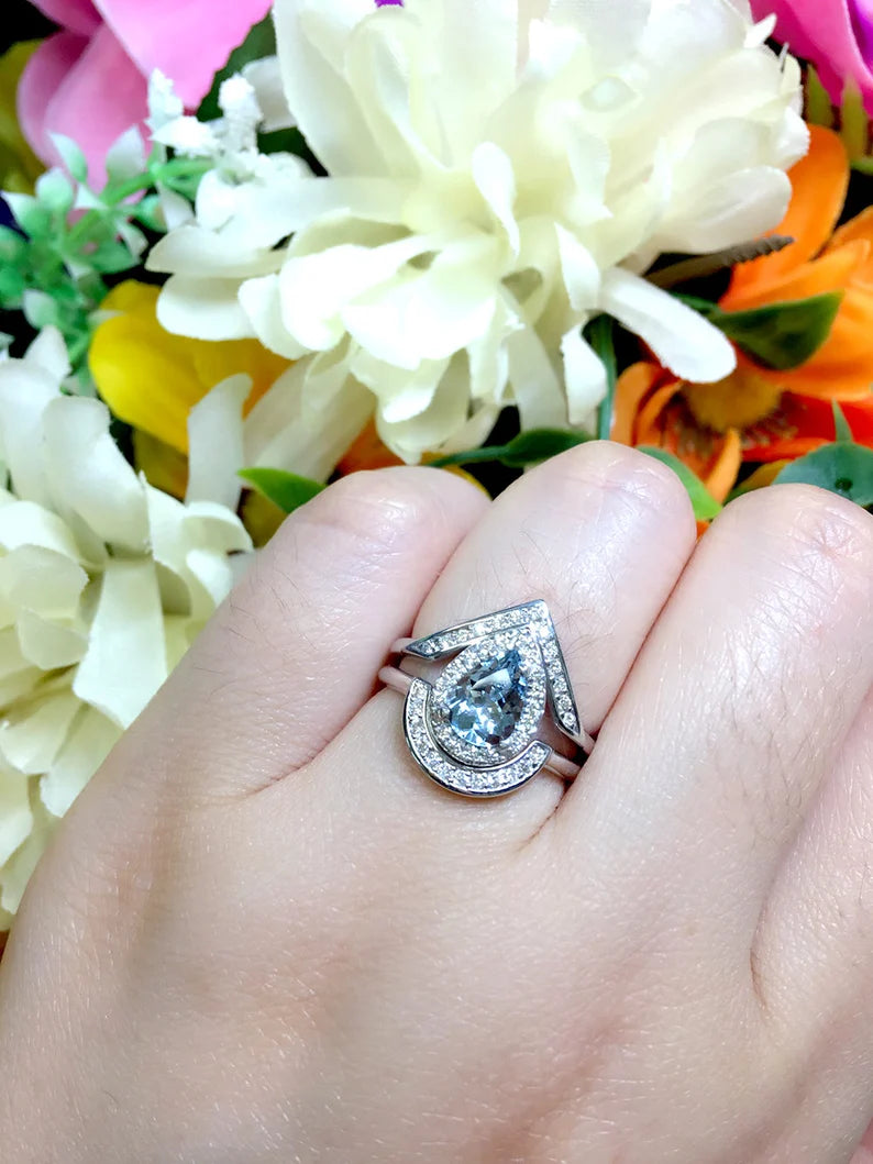 14K PEAR AQUAMARINE DIAMOND HALO V RING CROWN U BAND 2 RING SET
