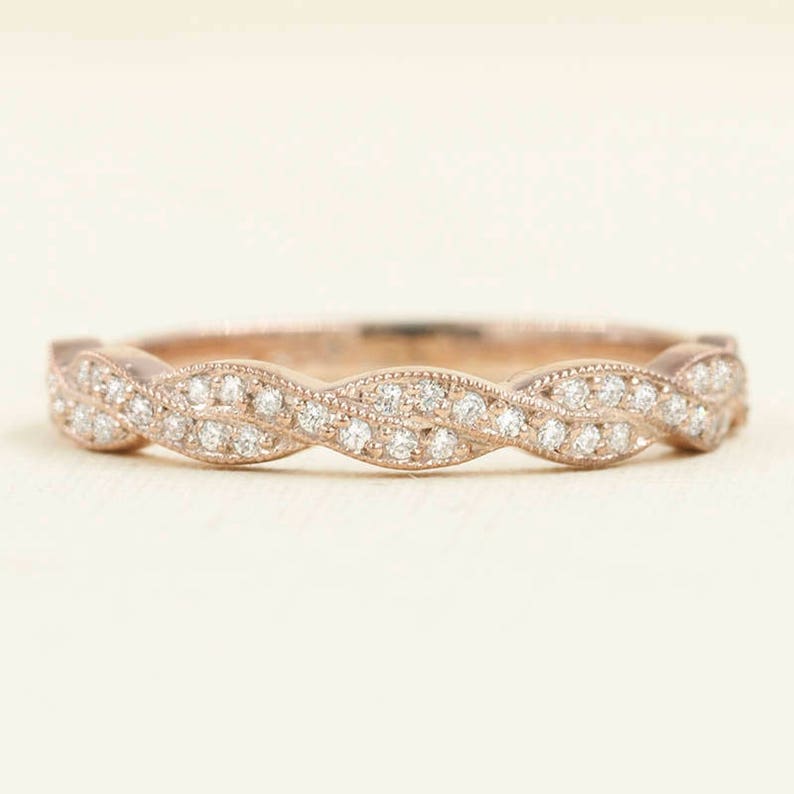 14K 0.21CT DIAMOND TWIST BAND