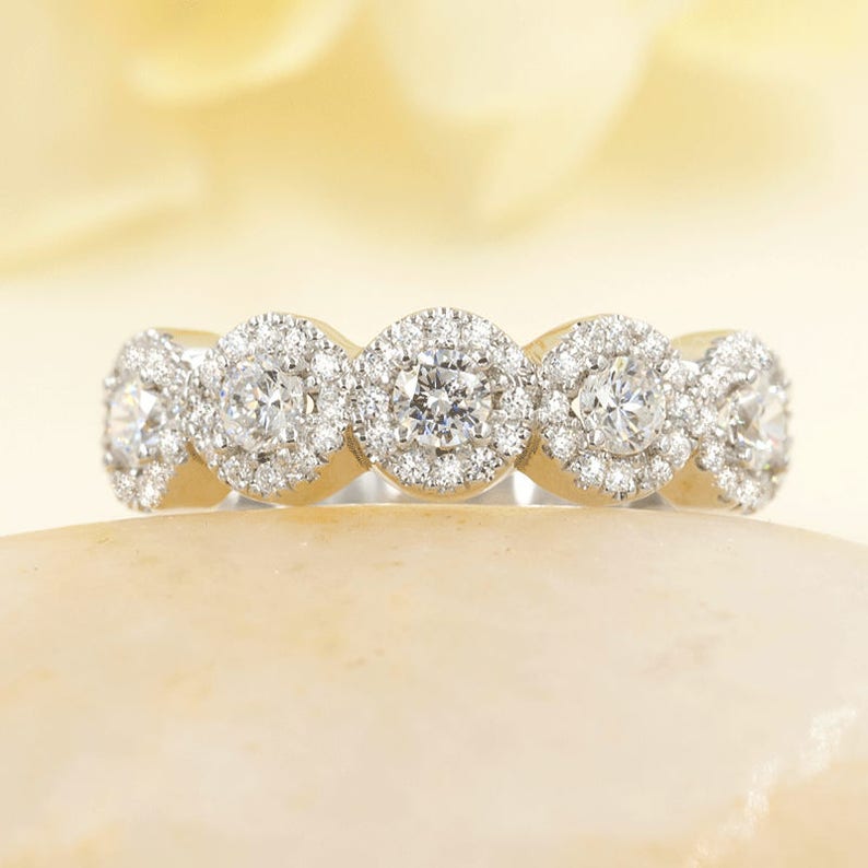 14K 0.50CT ROUND DIAMOND HALO BAND