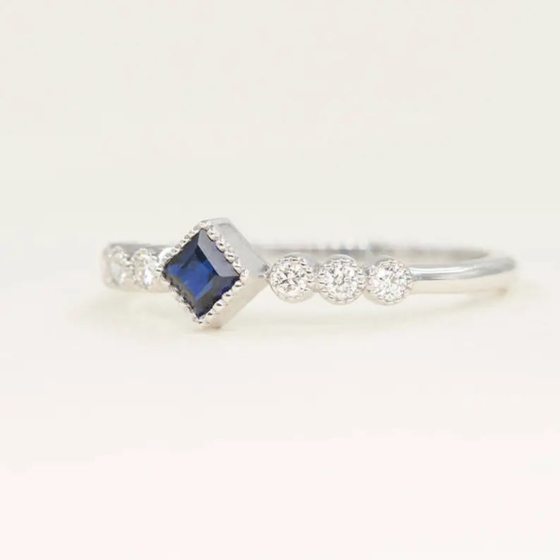 14K PRINCESS SAPPHIRE DIAMOND RING