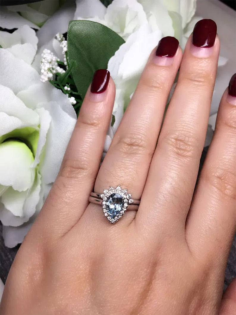 14K PEAR AQUAMARINE DIAMOND HALO ENGAGEMENT RING
