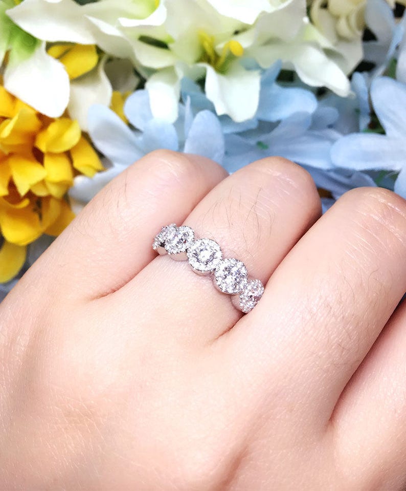 14K 0.50CT ROUND DIAMOND HALO BAND