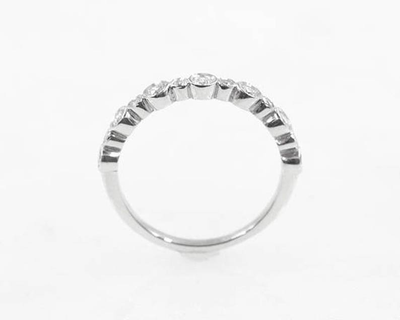 14K 0.27CT DIAMOND BEZEL BAND