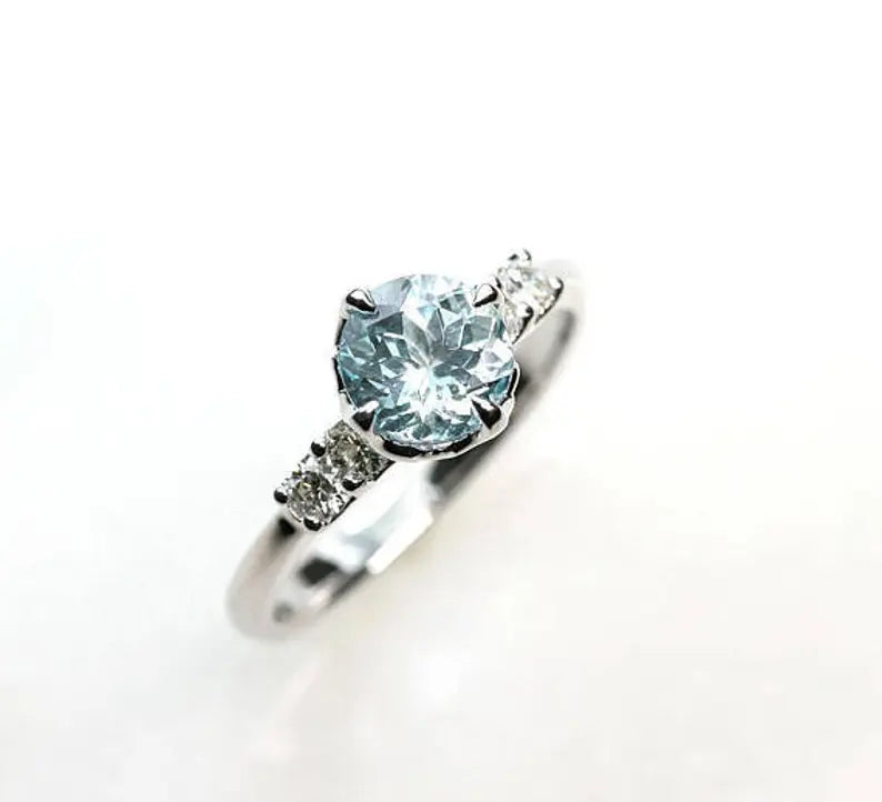 14K AQUAMARINE DIAMOND RING