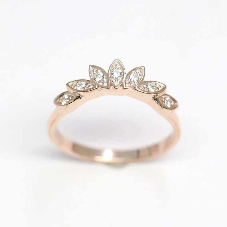 14K DIAMOND MARQUISE CROWN BAND