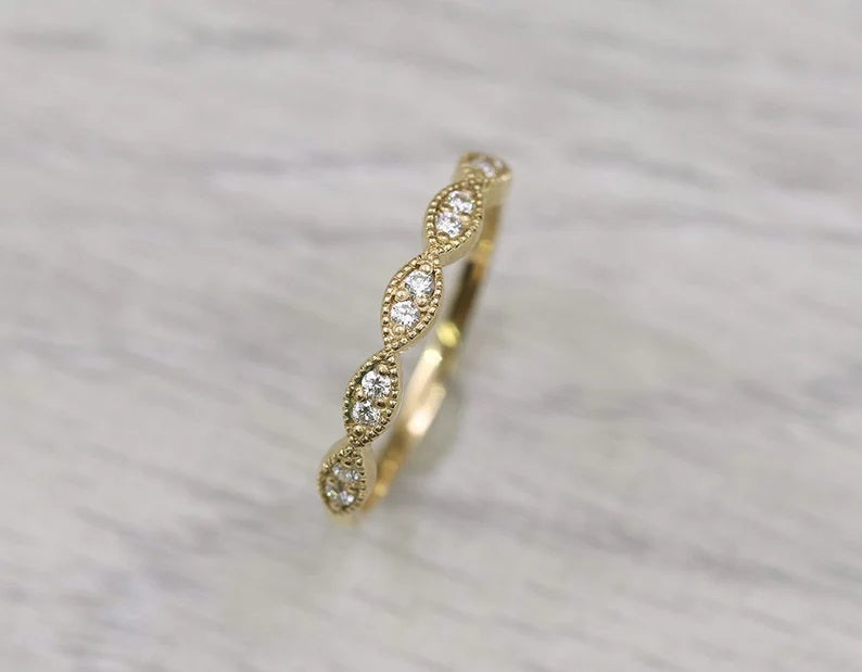 14K 0.12CT DIAMOND ART DECO BAND
