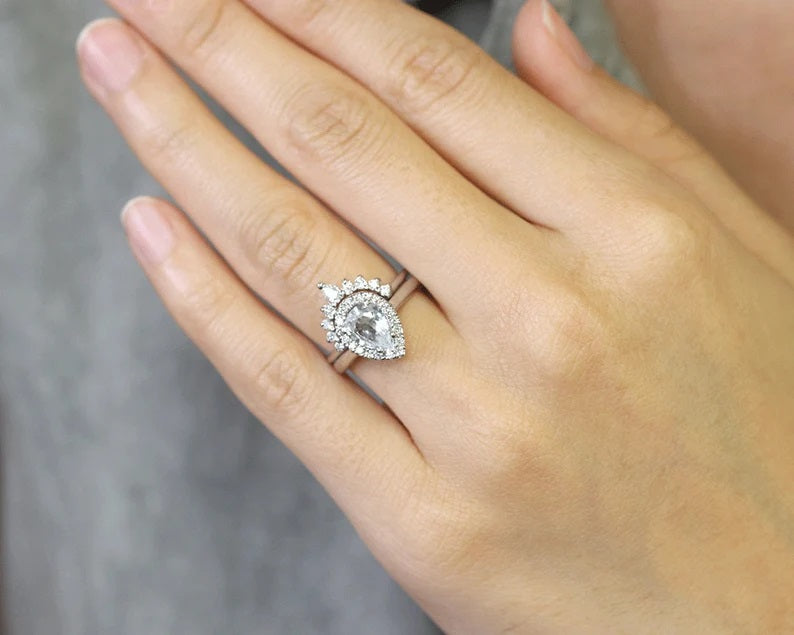 14K WHITE SAPPHIRE DIAMOND CROWN BAND 2 RING SET