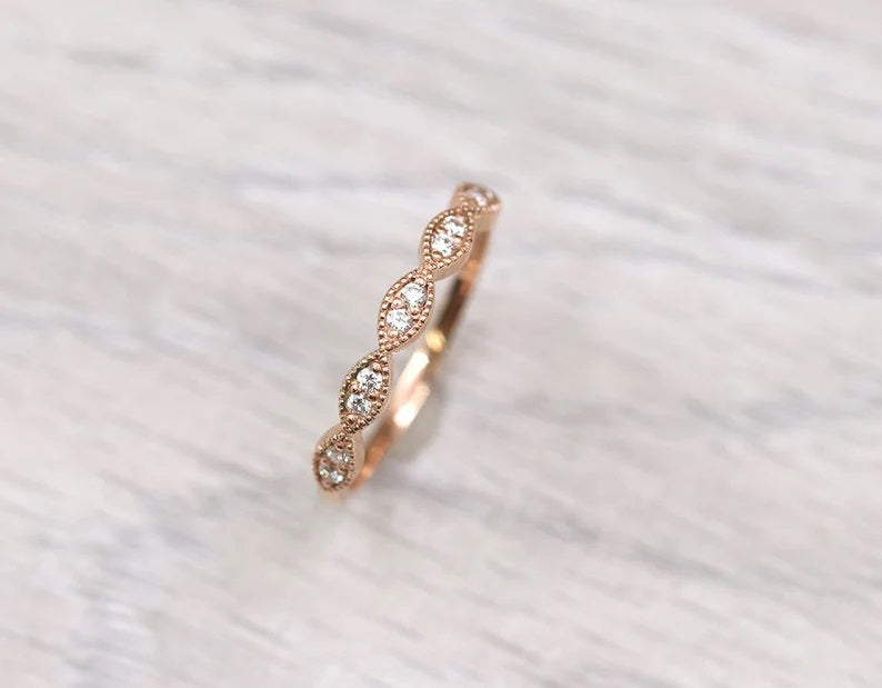 14K 0.12CT DIAMOND ART DECO BAND
