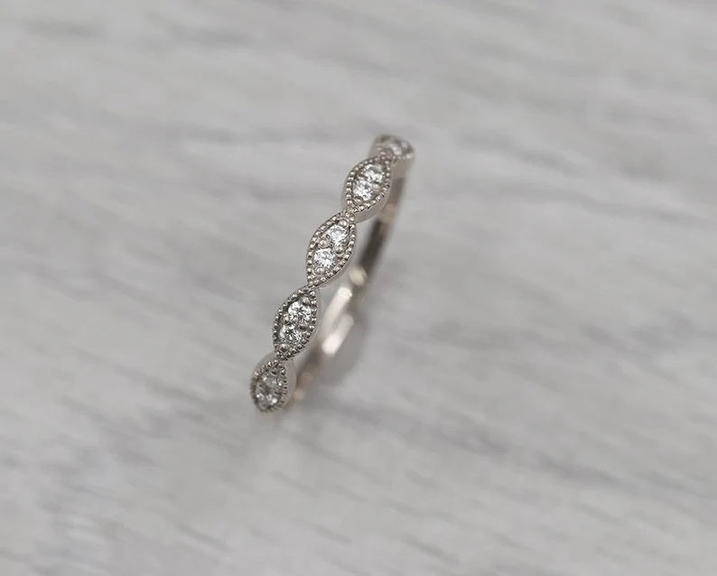 14K 0.12CT DIAMOND ART DECO BAND