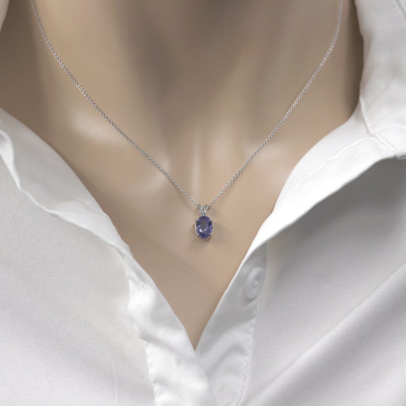 14K 1.2CT OVAL TANZANITE SOLITAIRE NECKLACE
