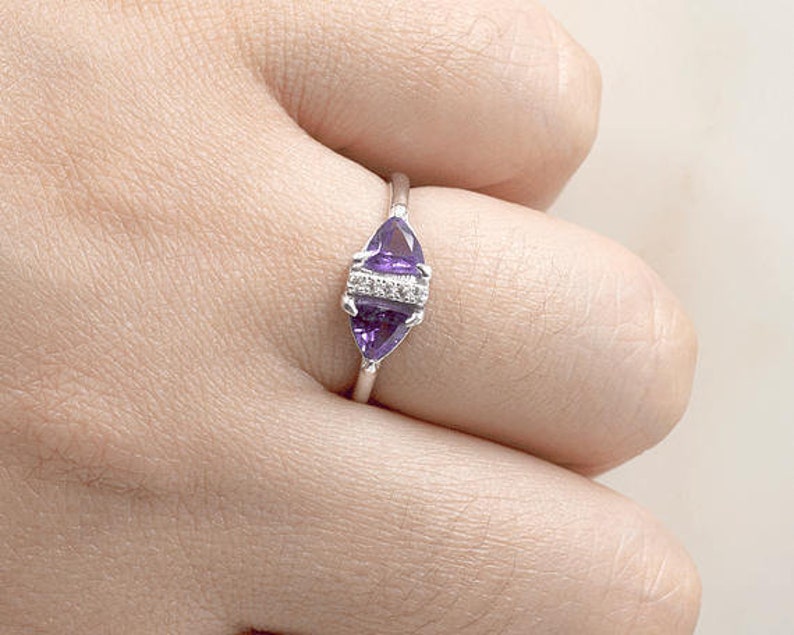14K TRILLION AMETHYST DIAMOND RING