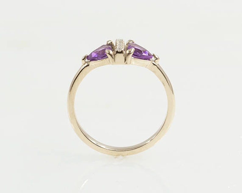 14K TRILLION AMETHYST DIAMOND RING