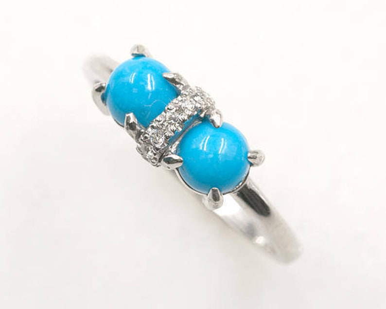 14K ROUND TURQUOISE DIAMOND RING