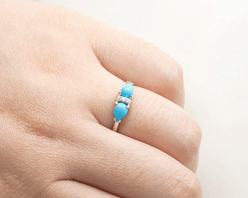 14K PEAR TURQUOISE DIAMOND RING