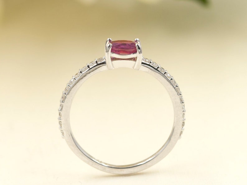 14K OVAL RUBY DIAMOND RING