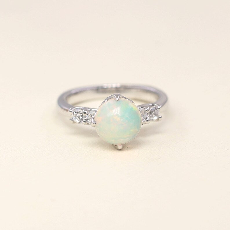 14K OPAL DIAMOND SQUARE BOTTOM RING