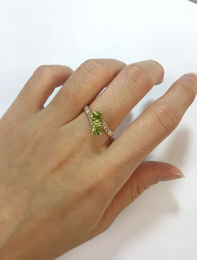 14K PERIDOT DIAMOND OVERLAP RING