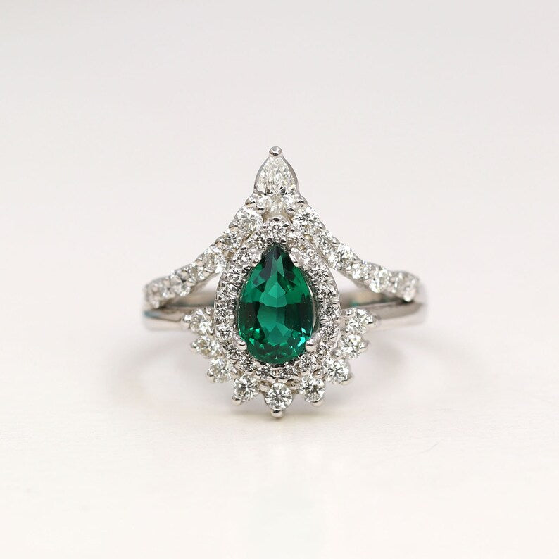 14K LAB EMERALD DIAMOND HALO CHEVRON RING