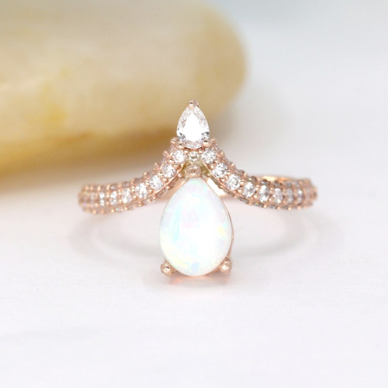 14K PEAR OPAL DIAMOND CHEVRON RING