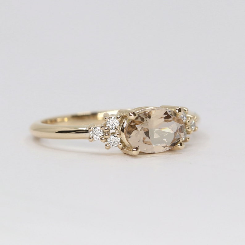 14K OVAL MORGANITE DIAMOND CLUSTER RING