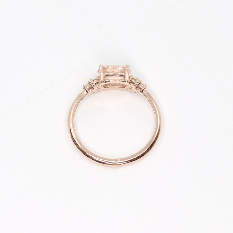 14K OVAL MORGANITE DIAMOND CLUSTER RING