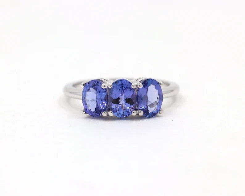 14K OVAL TANZANITE BAND