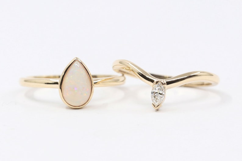 14K PEAR OPAL BEZEL RING MARQUISE DIAMOND CURVE BAND 2 RING SET