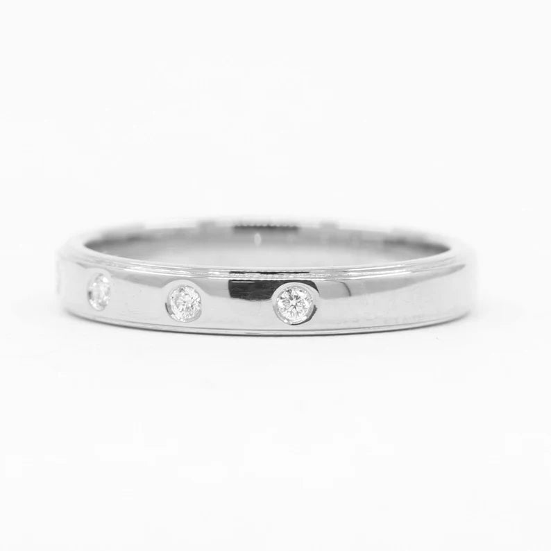 14K 5 DIAMOND BEZEL EDGE LINE BAND
