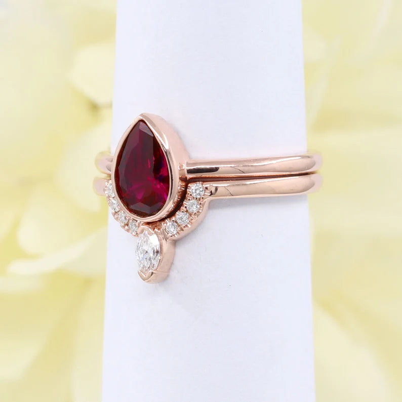 14K RUBY BEZEL RING MARQUISE DIAMOND CROWN U BAND 2 RING SET