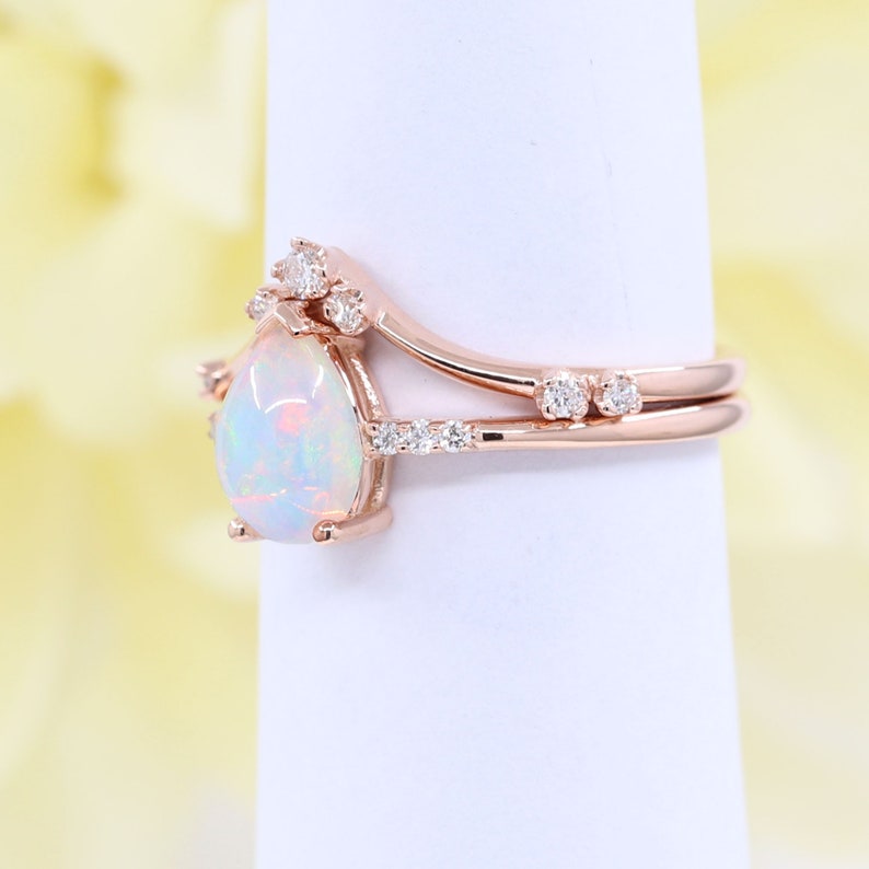 14K PEAR OPAL RING DIAMOND CHEVRON BAND 2 RING SET