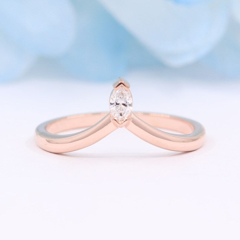 14K MARQUISE DIAMOND CHEVRON BAND