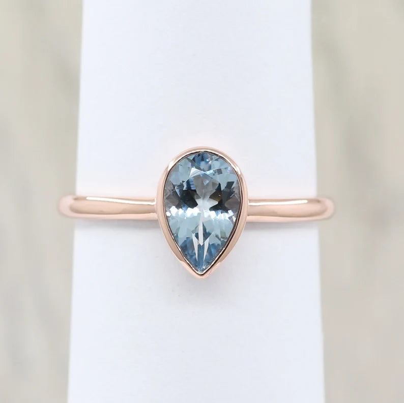 14K PEAR AQUAMARINE BEZEL RING DIAMOND V BAND 2 RING SET