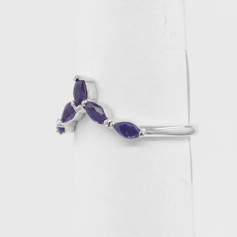 14K MARQUISE SAPPHIRE CHEVRON BAND